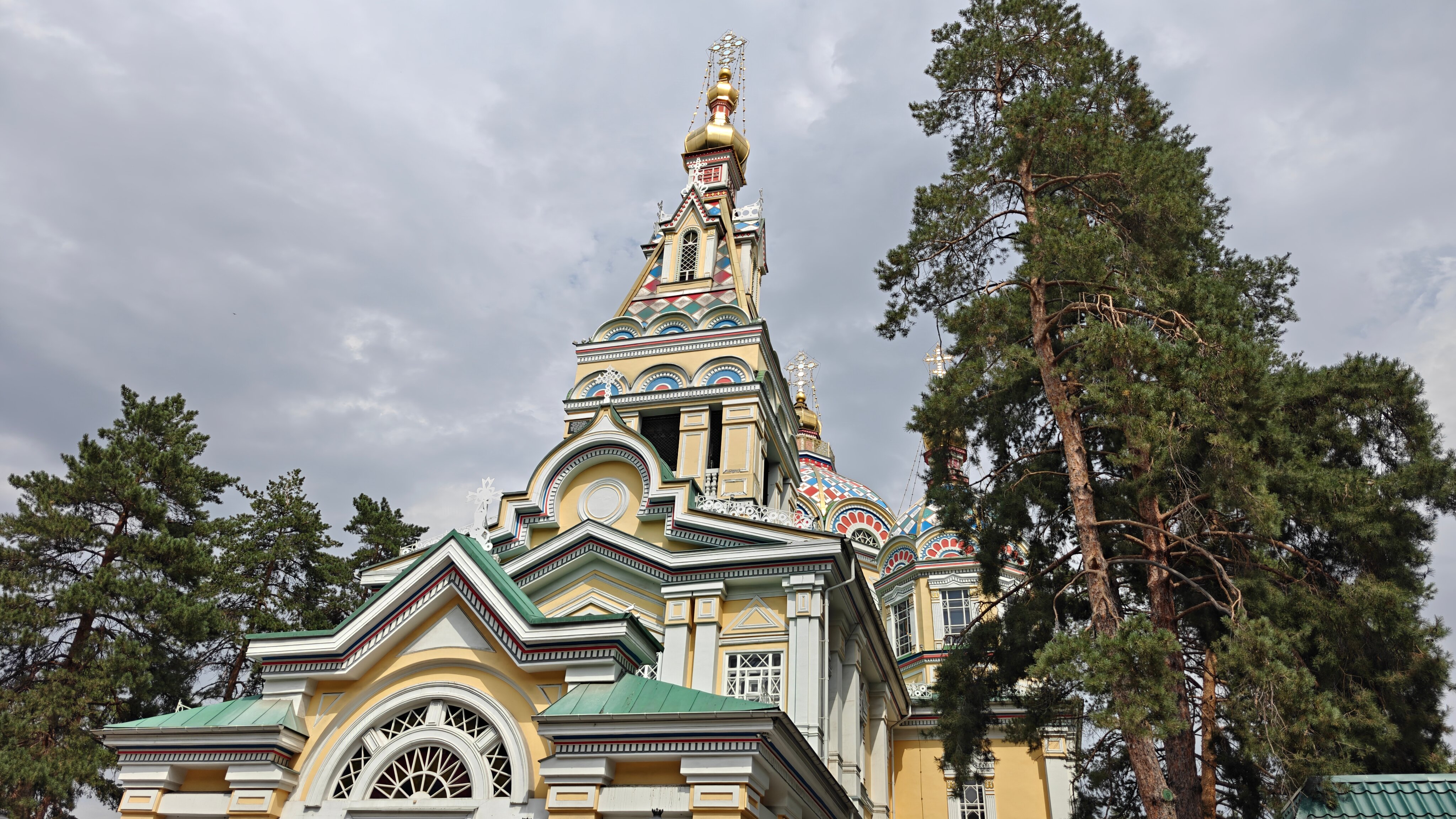 Фото Mildom Hotel