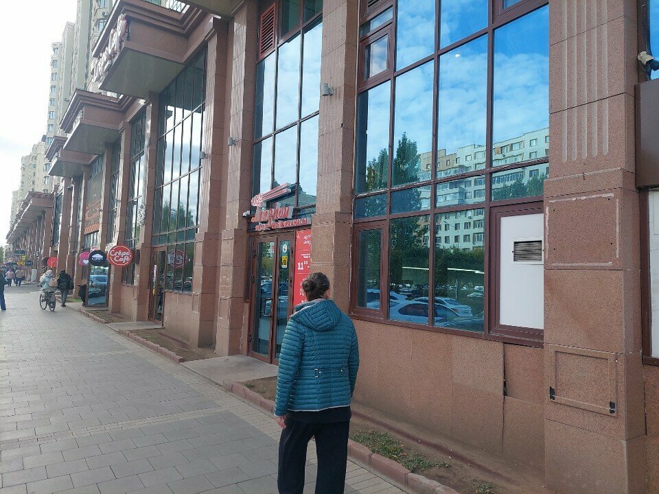 Batteries and chargers Power Up, Astana, photo