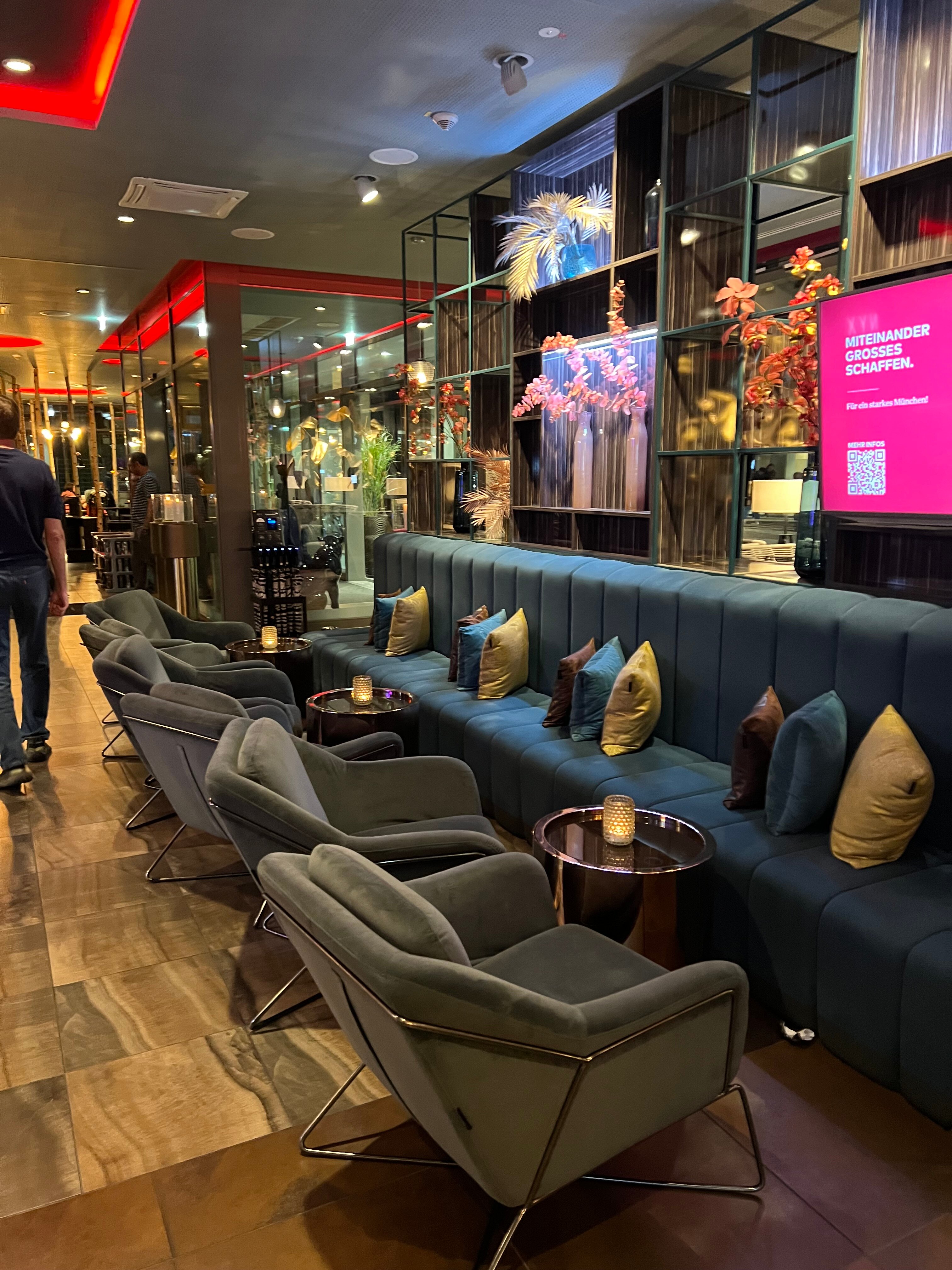 Фото Leonardo Hotel Munich City South