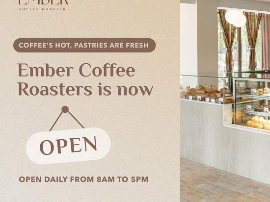 Фото Roxy Hotel Padungan