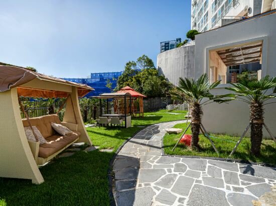 Фото Geojedo Jangseungpo Vision