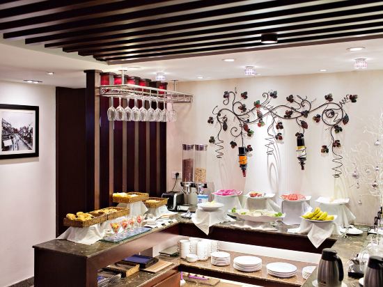 Фото Hanoian Central Hotel & Spa