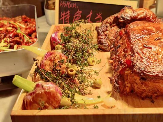 Фото Hilton Garden Inn Heze