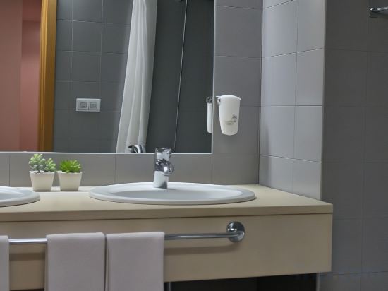 Фото Portus Cale Hotel