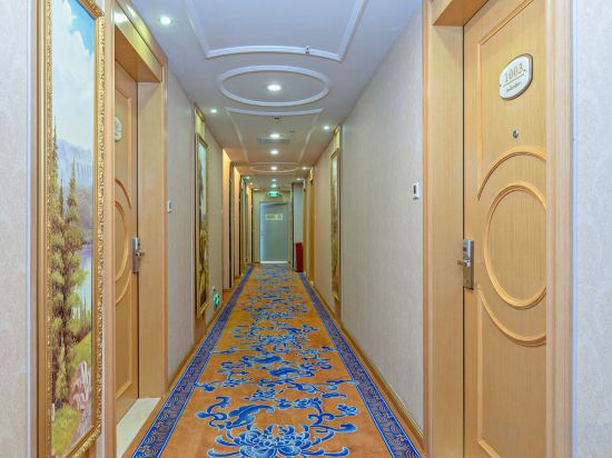 Фото Vienna 3 Best Hotel Guangzhou Guangzhou Tower