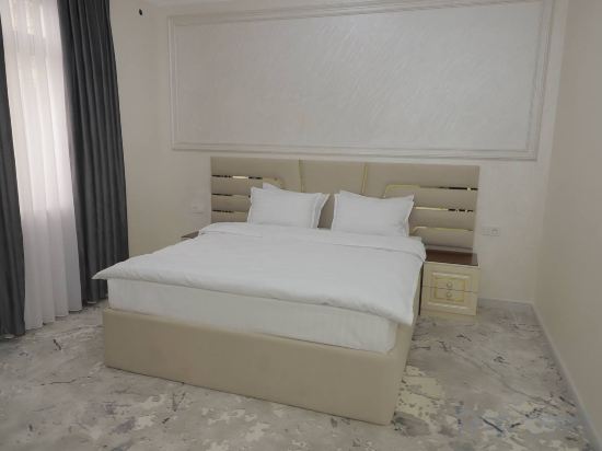 Фото Kok Saroy Plaza Hotel