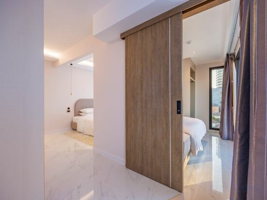 Фото Wanda Jin Residence The Ease Sierra Bangkok