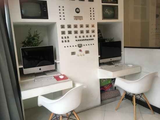 Фото The Secret Service Hotel