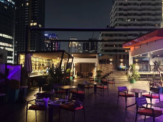 Фото Citrus Suites Sukhumvit 6 Bangkok