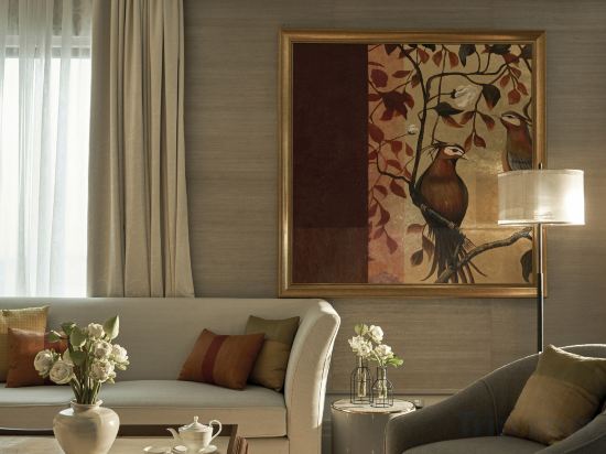 Фото Mai House Saigon Hotel