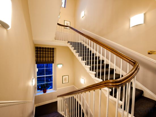 Фото Leonardo Hotel Edinburgh City