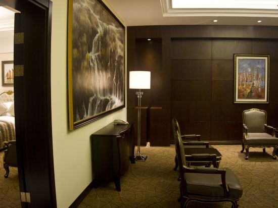 Фото Tang Palace Hotel