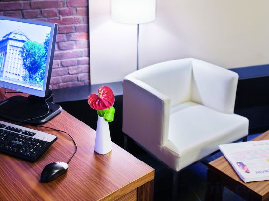 Фото Movenpick Hotel Hamburg