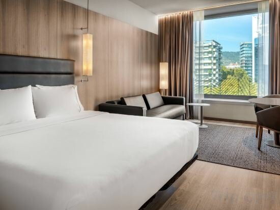 Фото Ac Hotel Diagonal L'Illa by Marriott