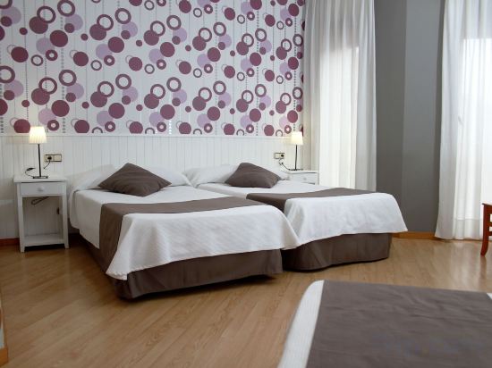 Фото Hotel Isabel de Segura