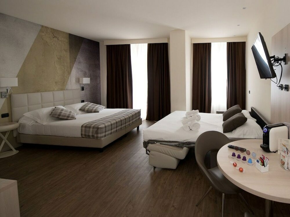Фото Duomo Hotel & Apartments