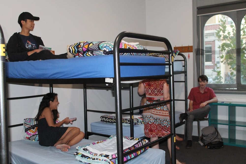 Фото Britannia on William