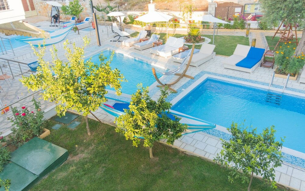 Фото All Saints Villas