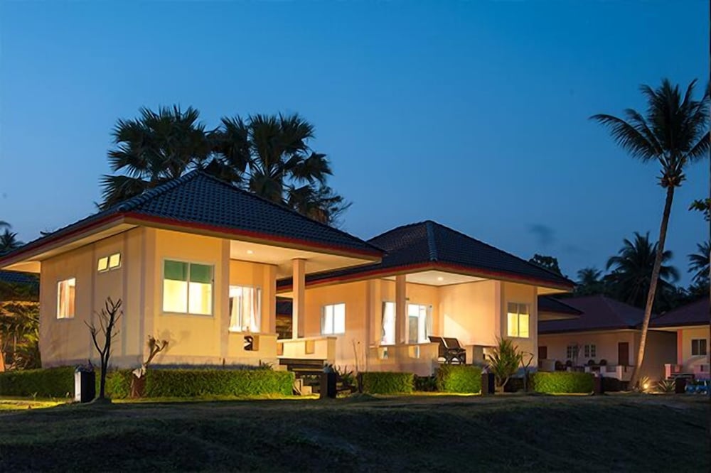 Фото Chonnapha Resort