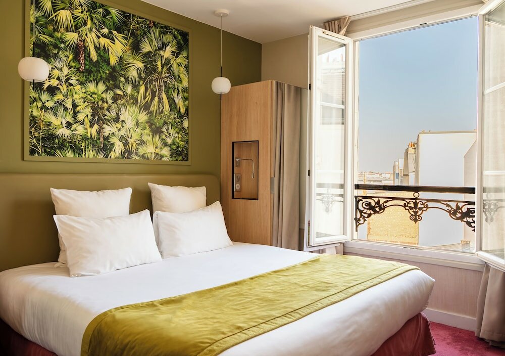 Фото отеля 2