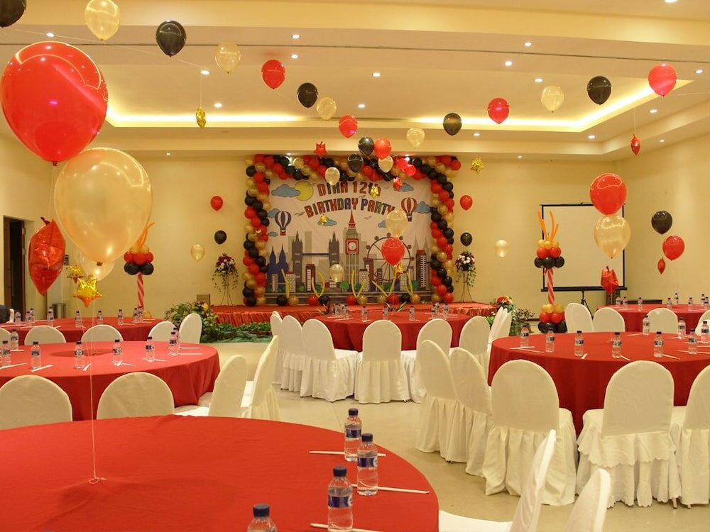 Фото Narita Hotel Surabaya