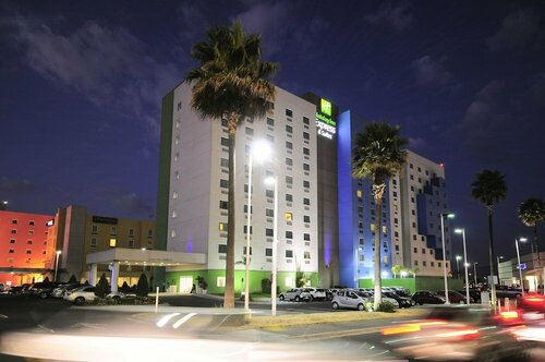 Гостиница Holiday Inn Express Hotel & Suites Toluca Zona Aeropuerto, an Ihg Hotel в Штате Мехико
