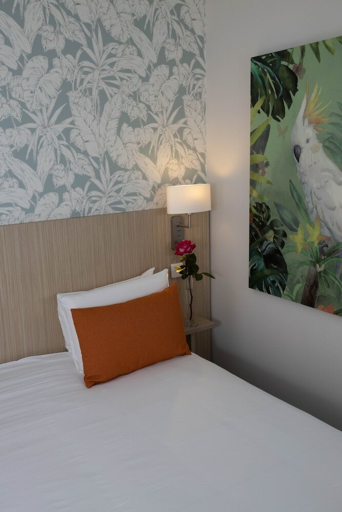 Фото Continental Hotel Angers