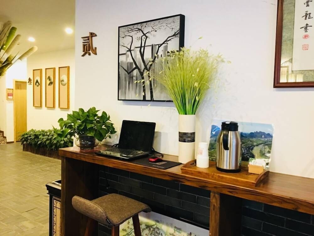 Фото Moon Flower Hotel