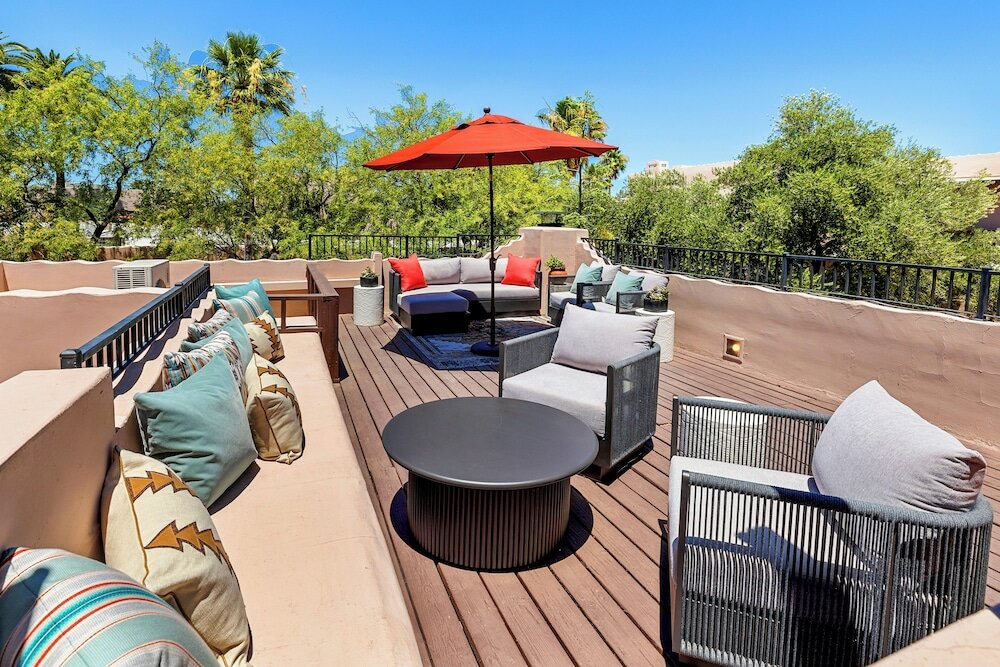 Фото Лодж он Десерт