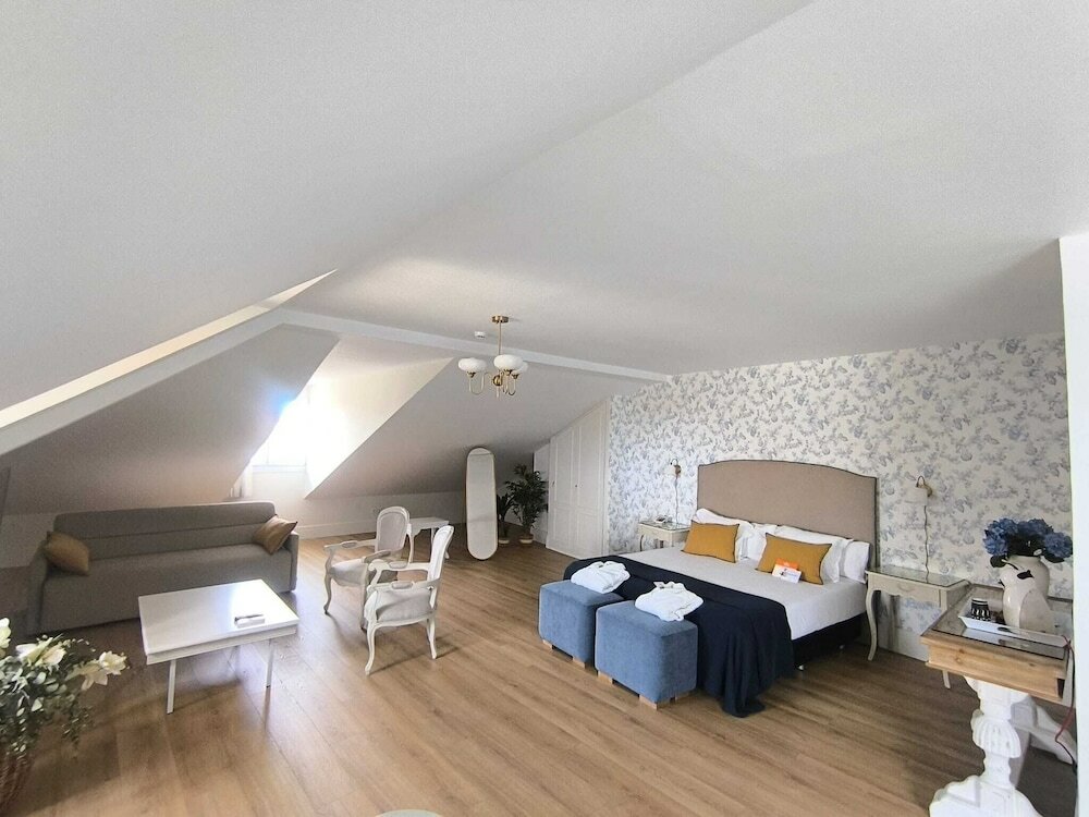 Фото Hotel Infanta Isabel