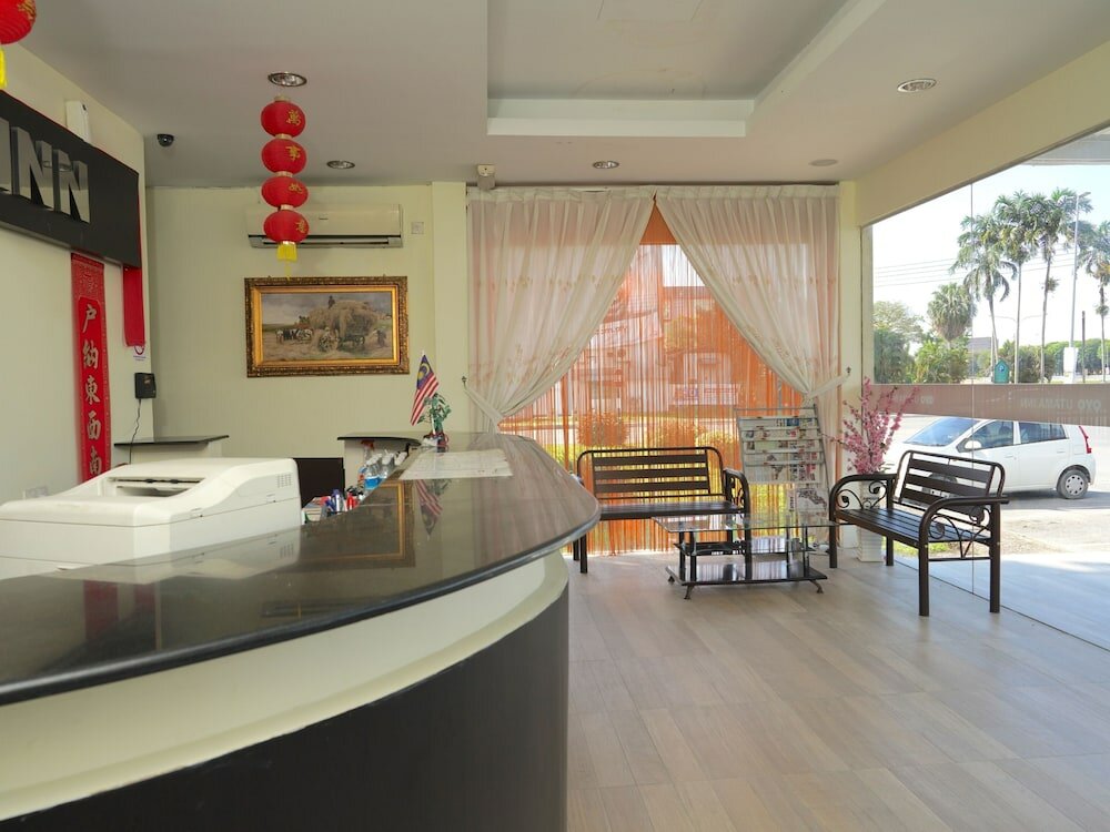 Фото Oyo 89544 Utama Inn