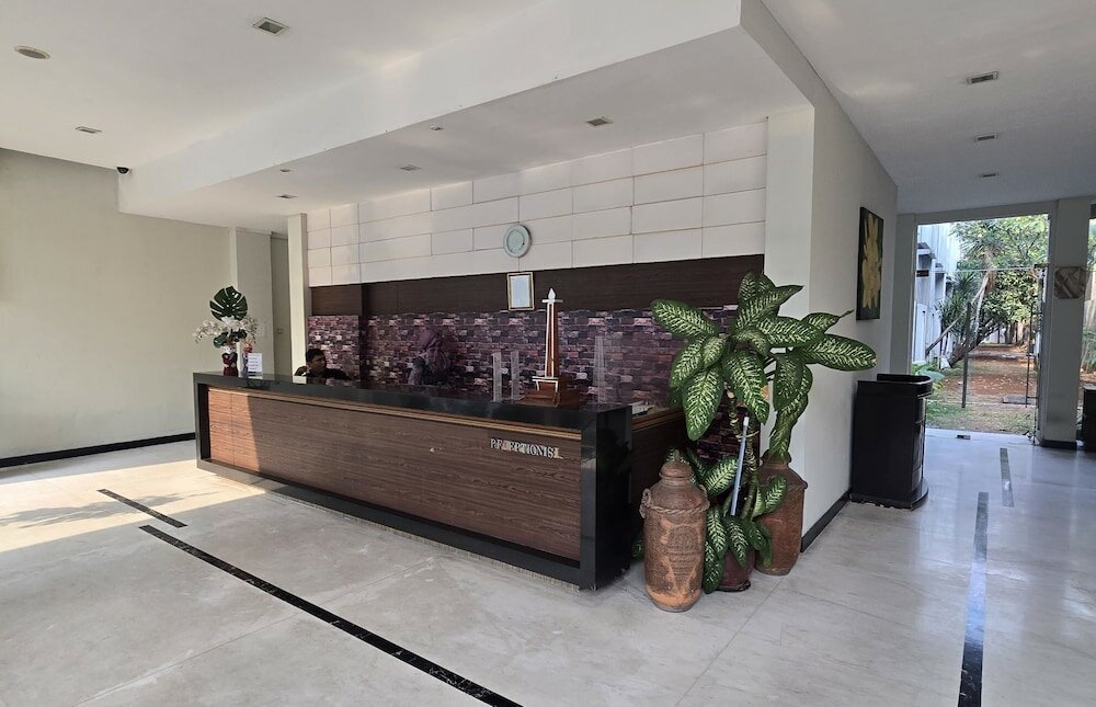 Фото № 2 Hotel Gunung Sahari