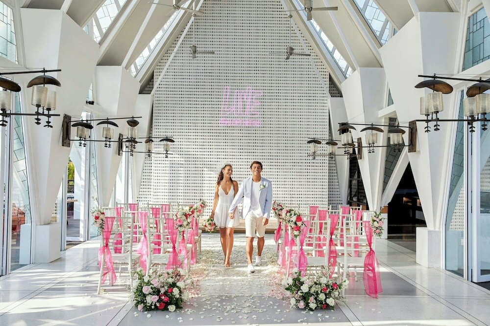 Фото Aloft Bali Seminyak