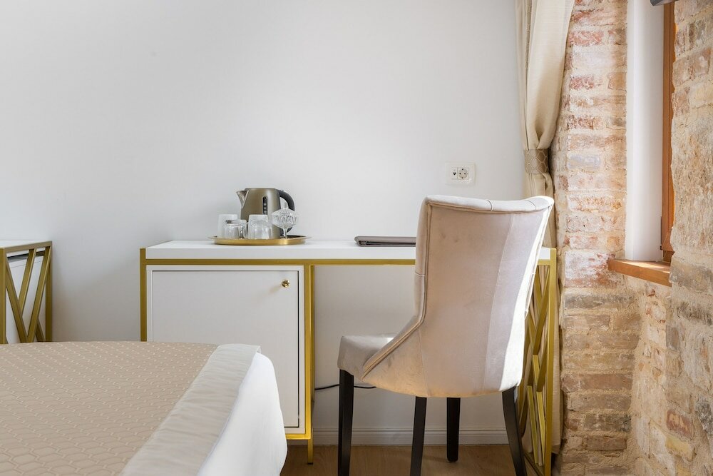 Фото Le Premier Rooms