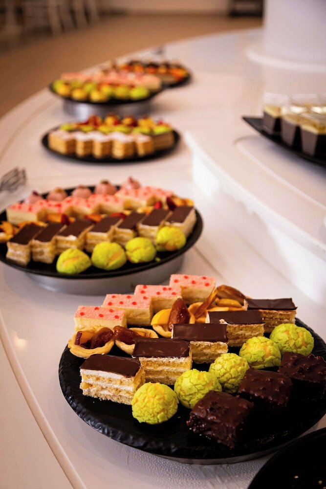 Фото Golden Tulip Taj Sultan