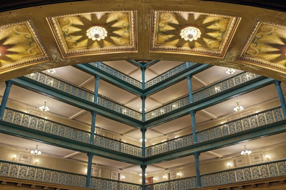 Фото Отель The Brown Palace Hotel and Spa