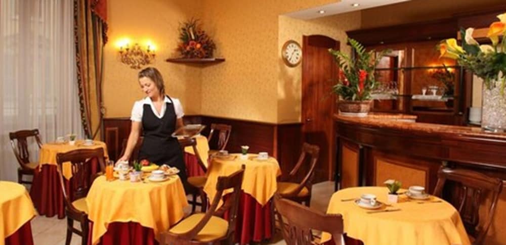 Фото Serena Hotel