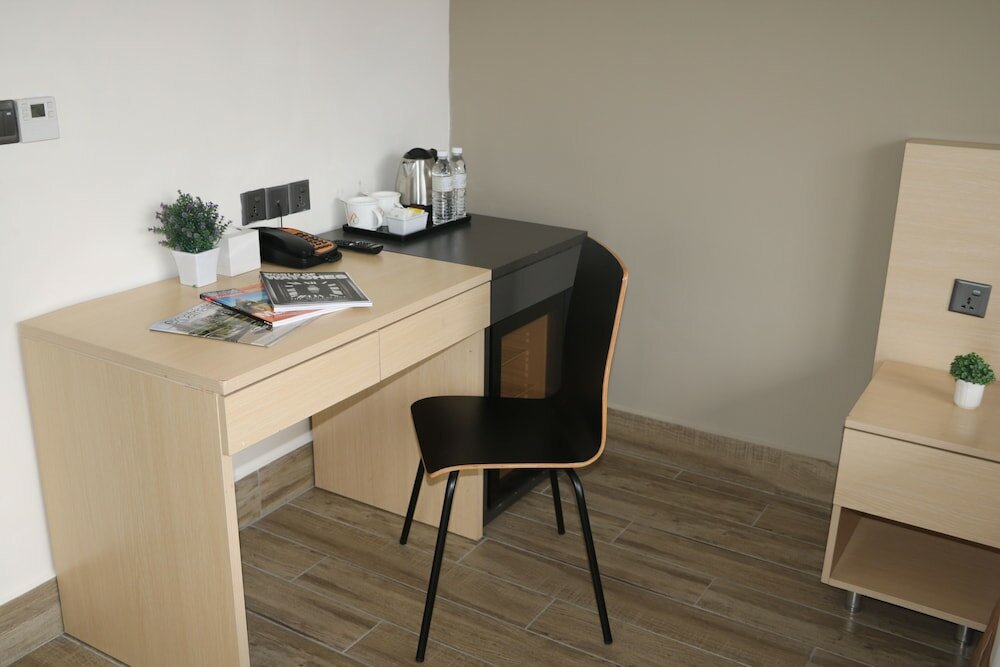 Фото Pacific Express Hotel Central Market