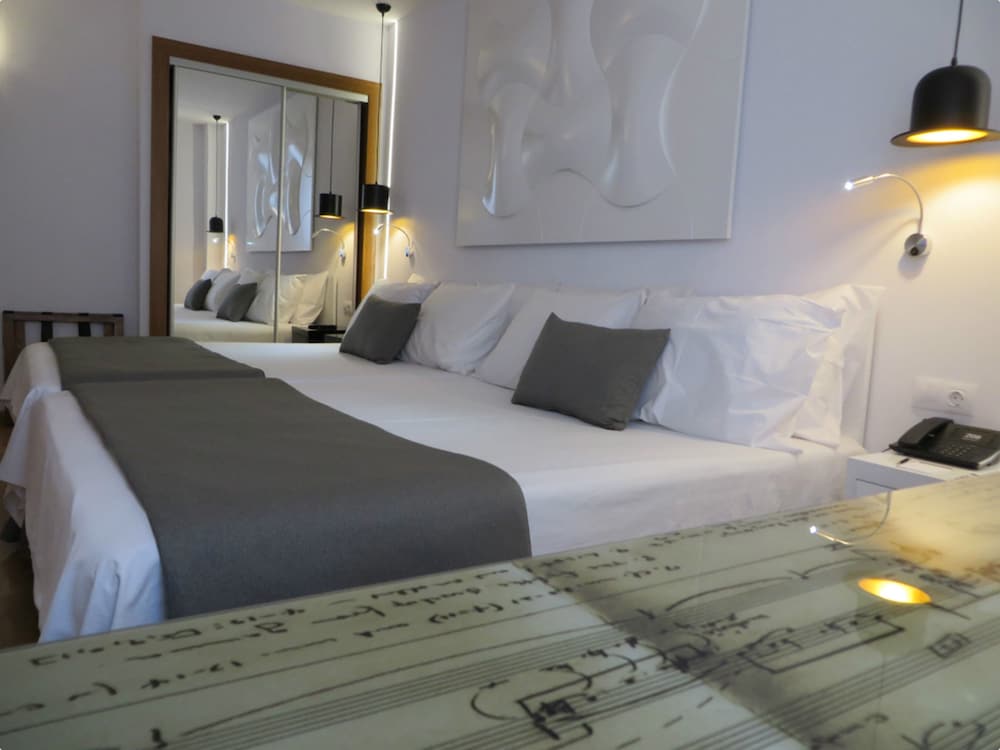 Фото Evenia Rocafort