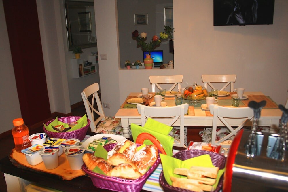 Фото Beside the Vatican