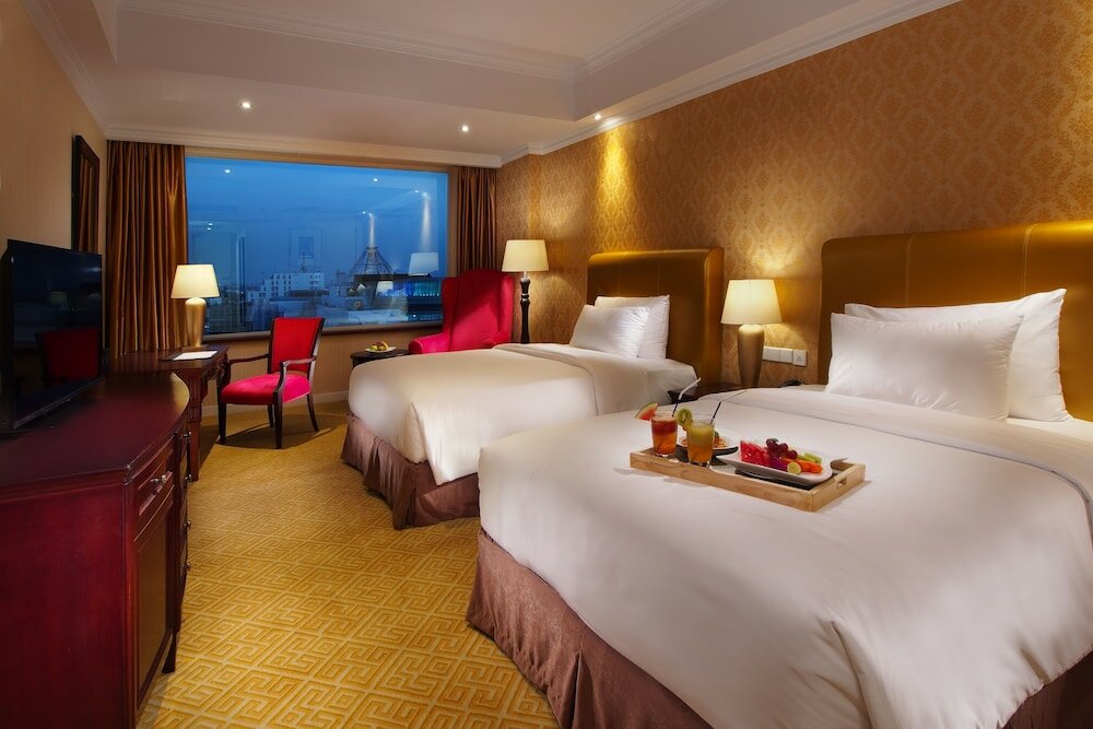 Фото Adimulia Hotel Medan