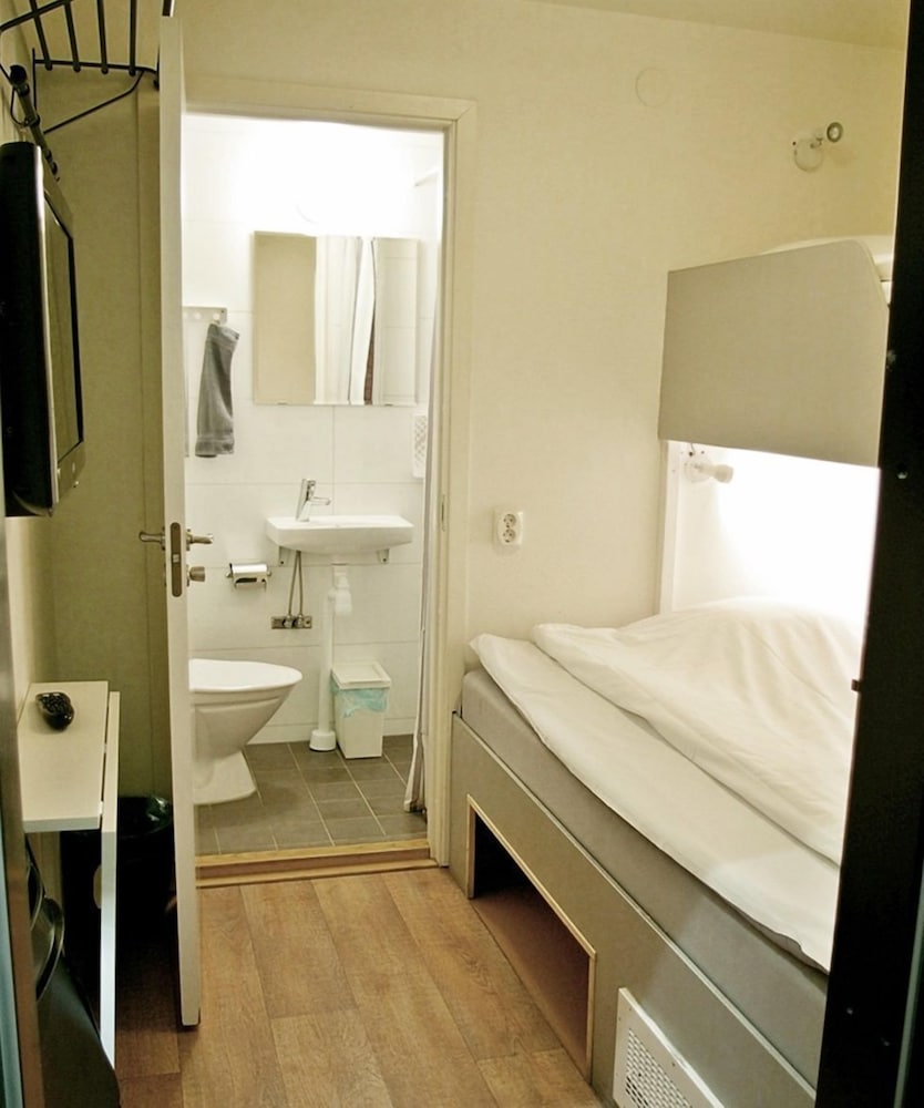 Фото Vandrarhem Uppsala Centralstation - Hostel