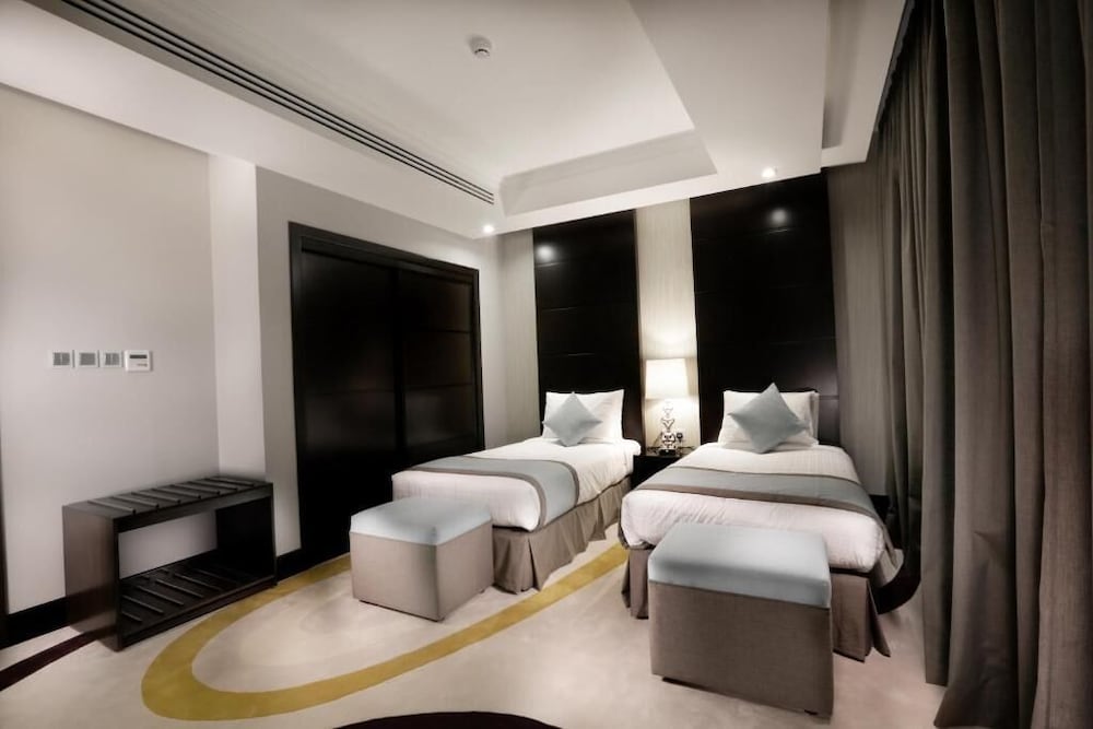 Фото Aswar Hotel Suites Riyadh