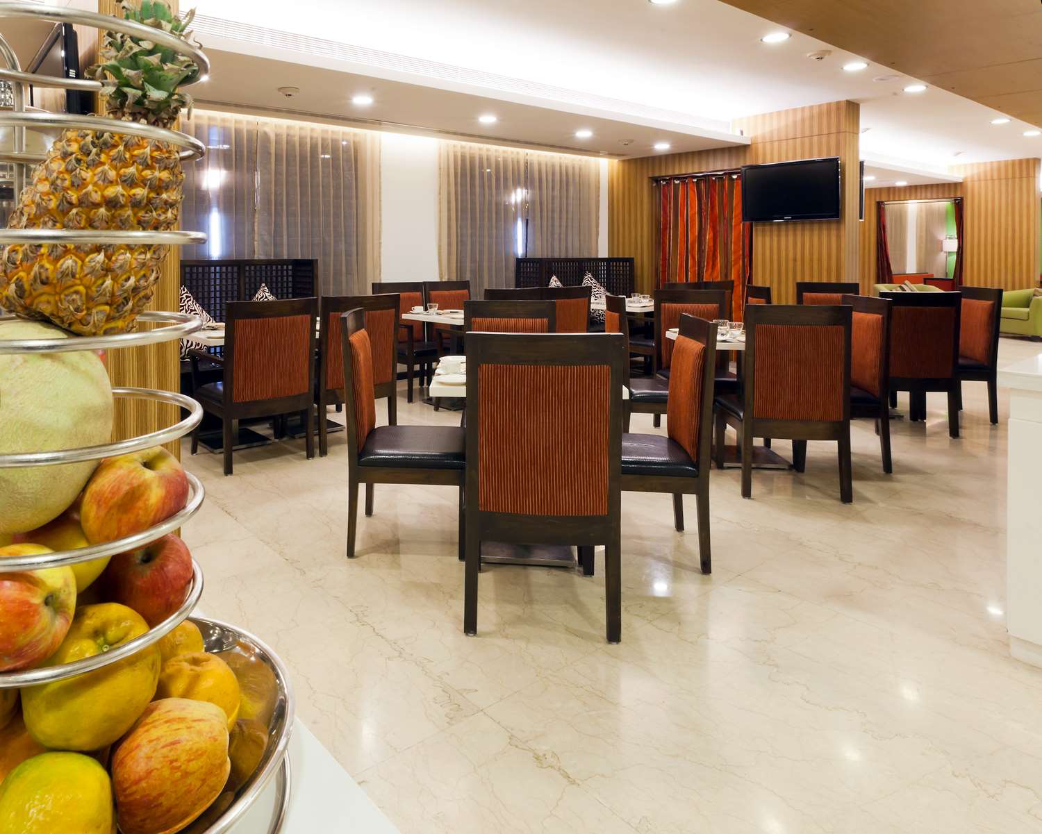 Фото Hampton by Hilton Vadodara-Alkapuri