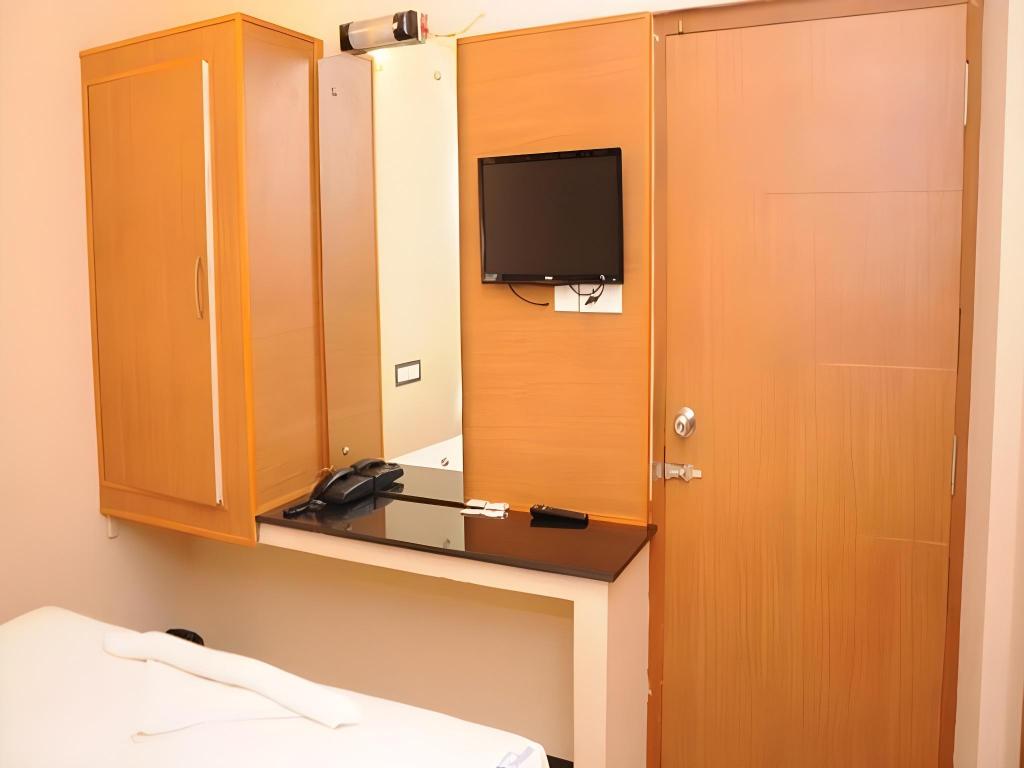 Фото Hotel Subham