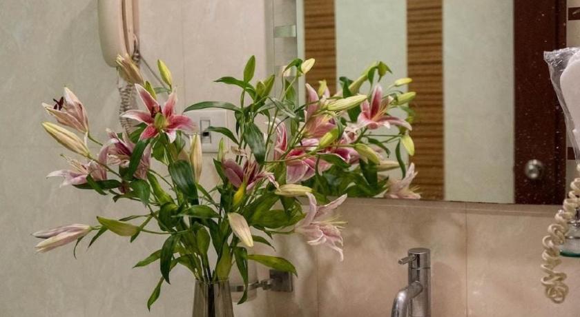 Фото Parijatha Gateway