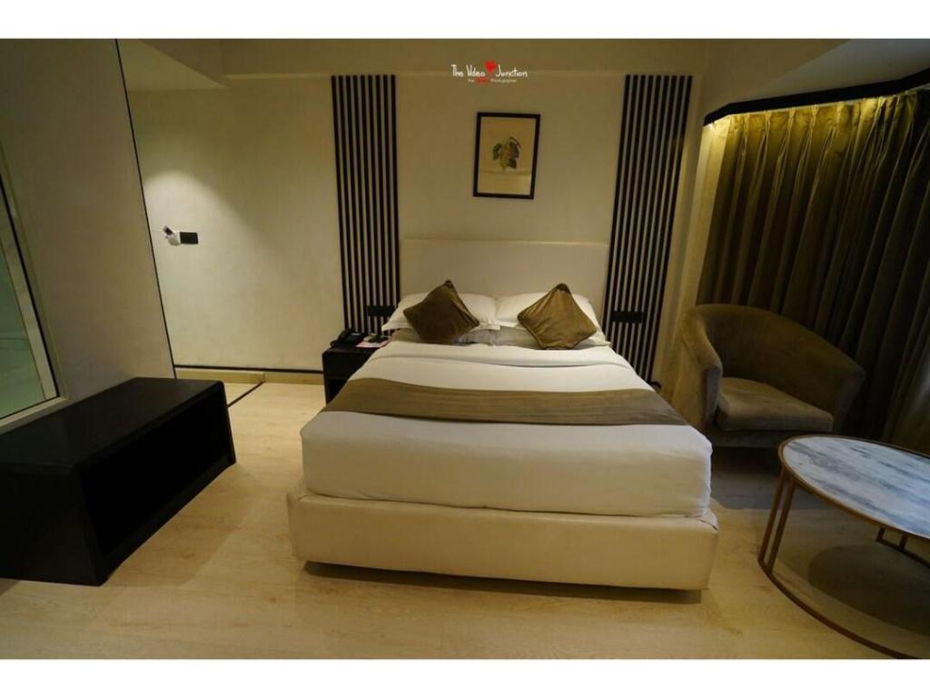 Фото Nirula's Hotel