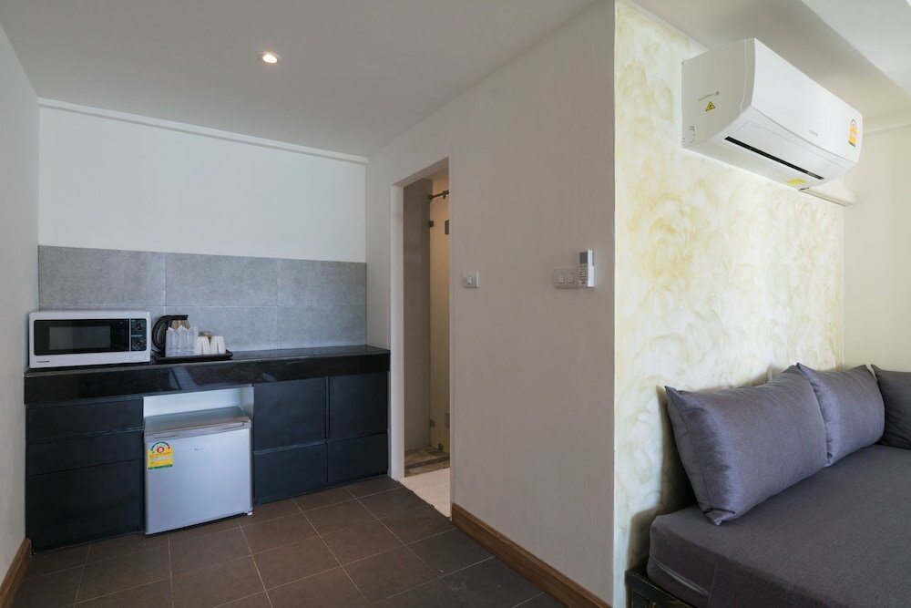 Фото Destinaation Patong Boutique by The Sea