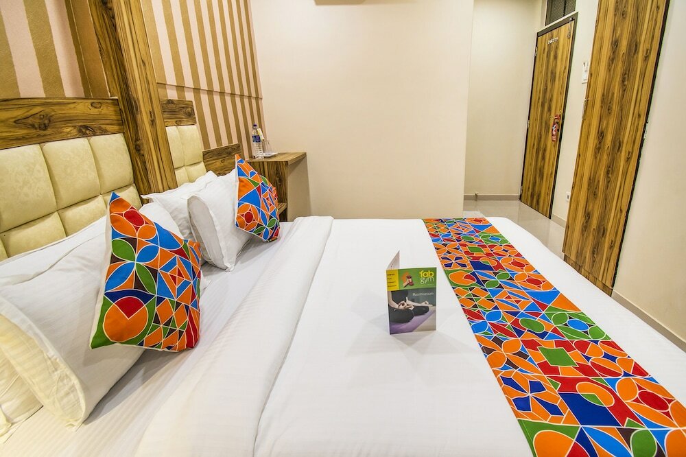 Фото Fabexpress Orange Suites