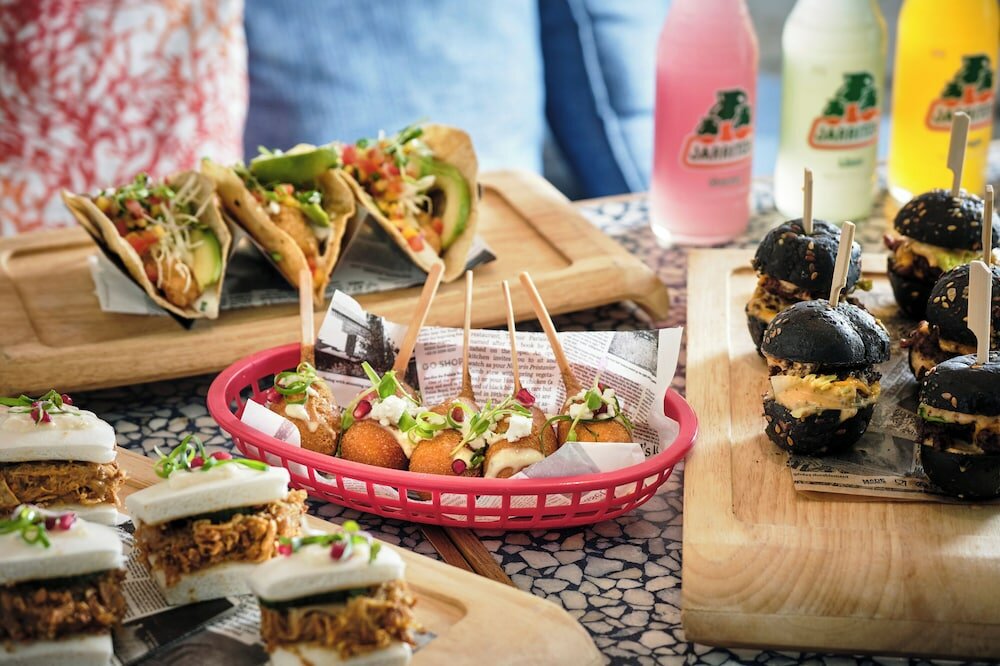 Фото Hotel Chromatics by HappyCulture